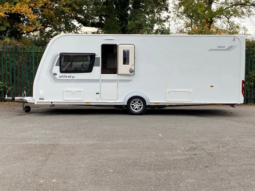 Used 2017 Elddis Caravan Affinity 554 4 Berth Caravan - Image 32