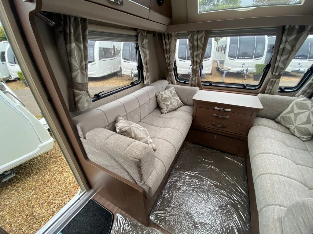 Used 2017 Elddis Caravan Affinity 554 4 Berth Caravan - Image 29