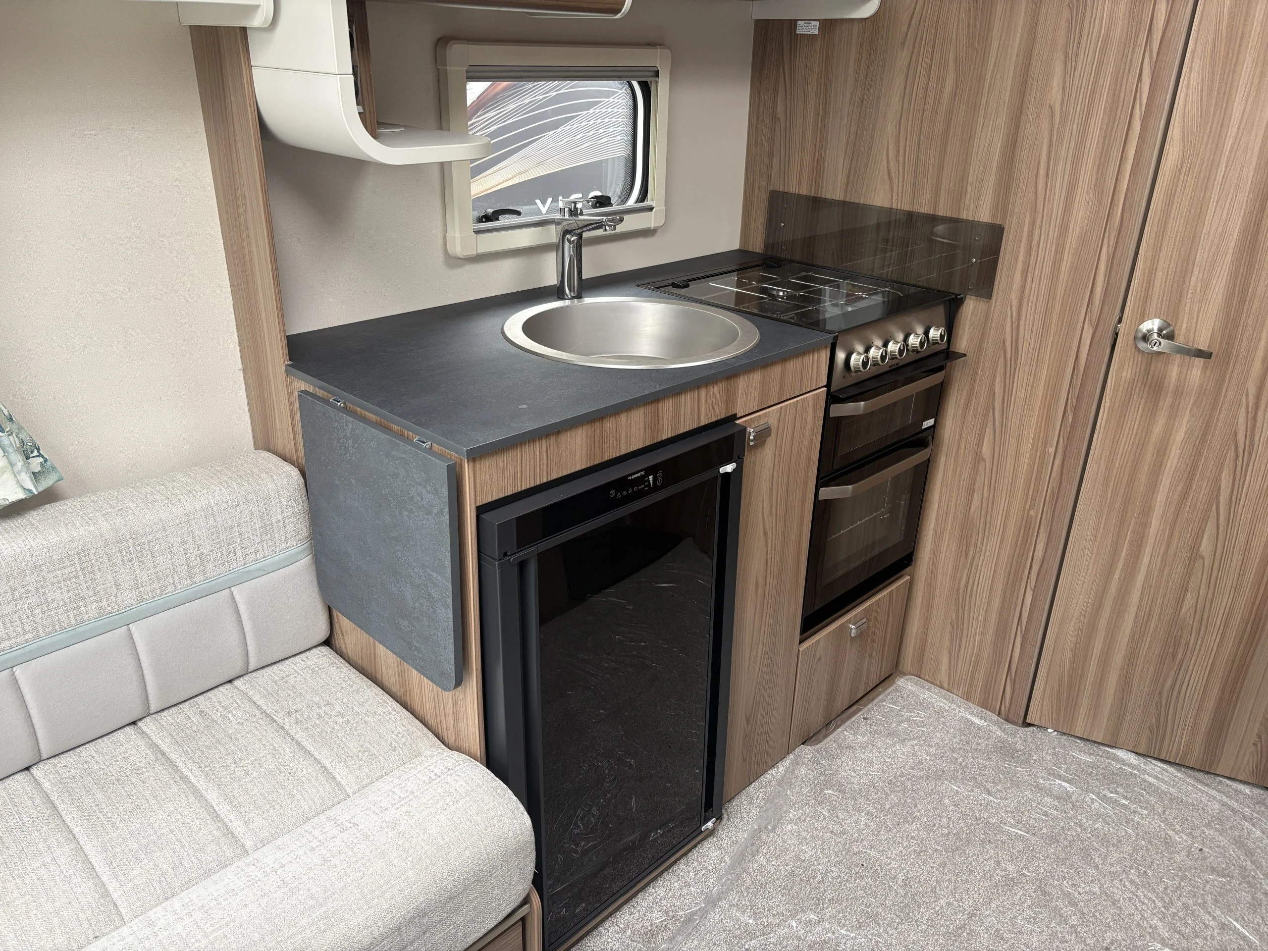 Used Swift Siena (2022)- 2 Berth Caravan - Image 17