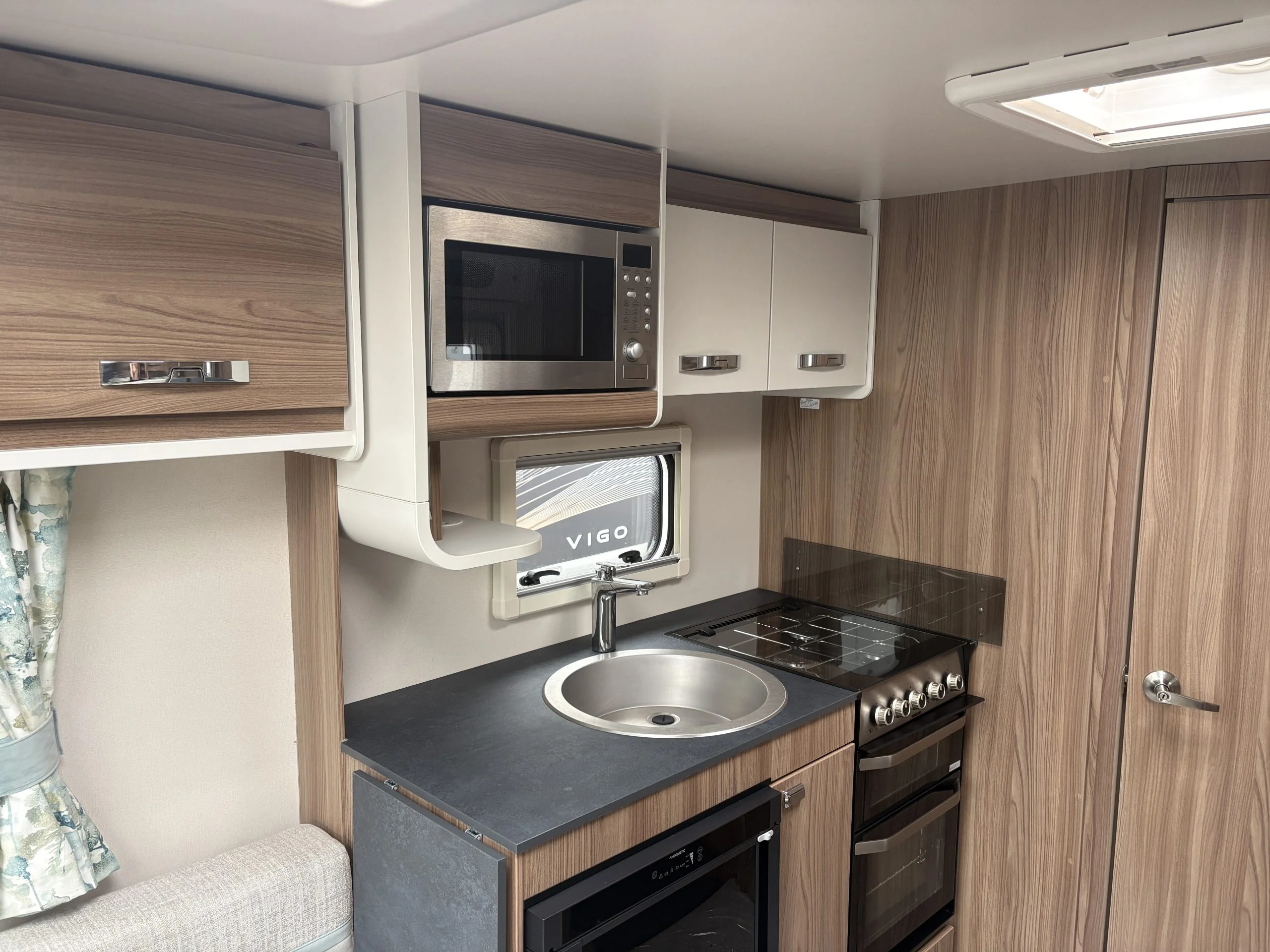 Used Swift Siena (2022)- 2 Berth Caravan - Image 16