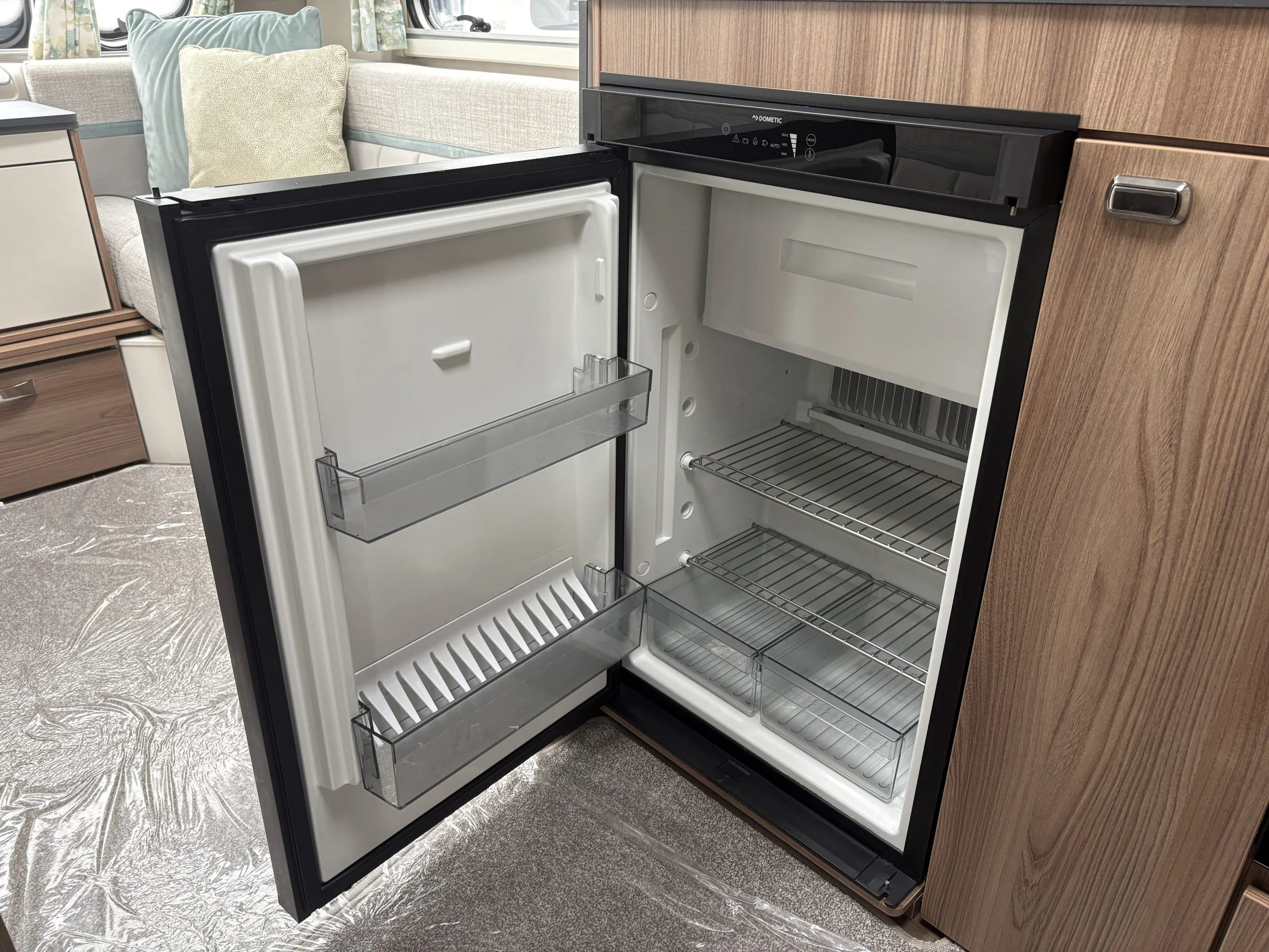 Used Swift Siena (2022)- 2 Berth Caravan - Image 11