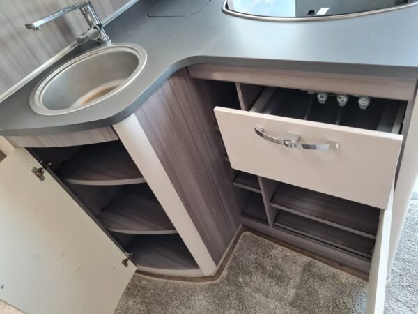 Hobby Optima On Tour T65 - Image 6