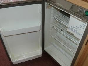 Caravan Campervan Motorhome Boat 3 Way Wheel Arch Fridge Electrolux RM 4236