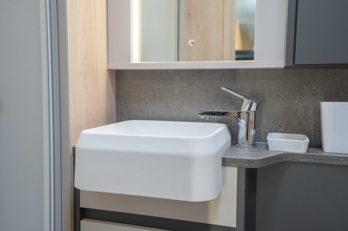 New Ford Autotrail F-Line F60 130BHP - Image 7